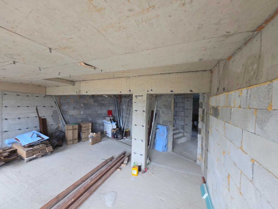 Голяма къща с морска панорама