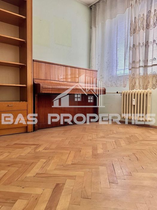 4-стаен в София-Бъкстон площ 80