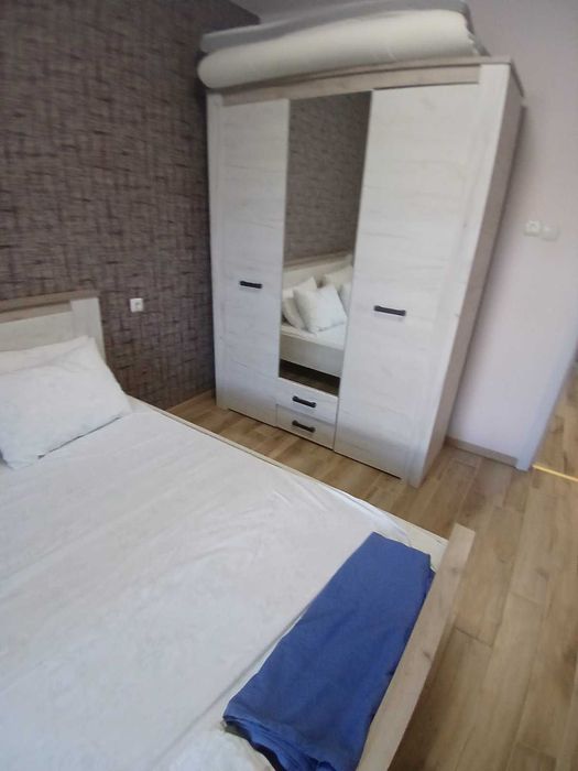 Двустаен апартамент Център