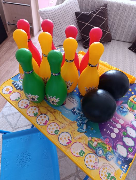 Продам игрушки для мальчика