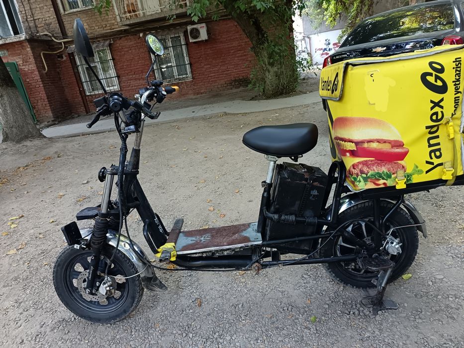 Elektraskuter (Barter faqat benzinli skuterga bor)