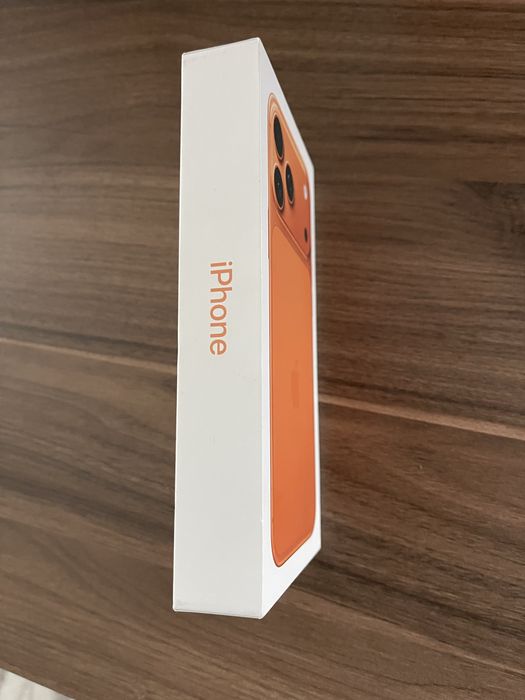 IPhone 17 pro max  чисто нов