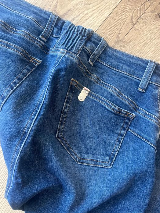 Blugi LIU JO Milano – Noi