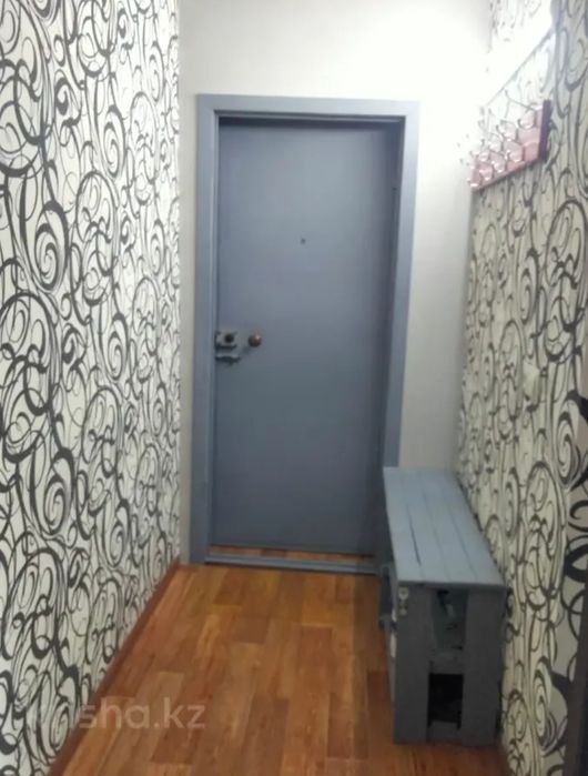 Продам двухкомнатную меновное