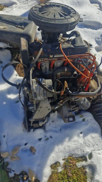 Продам двигатель ауди 2л. в сборе