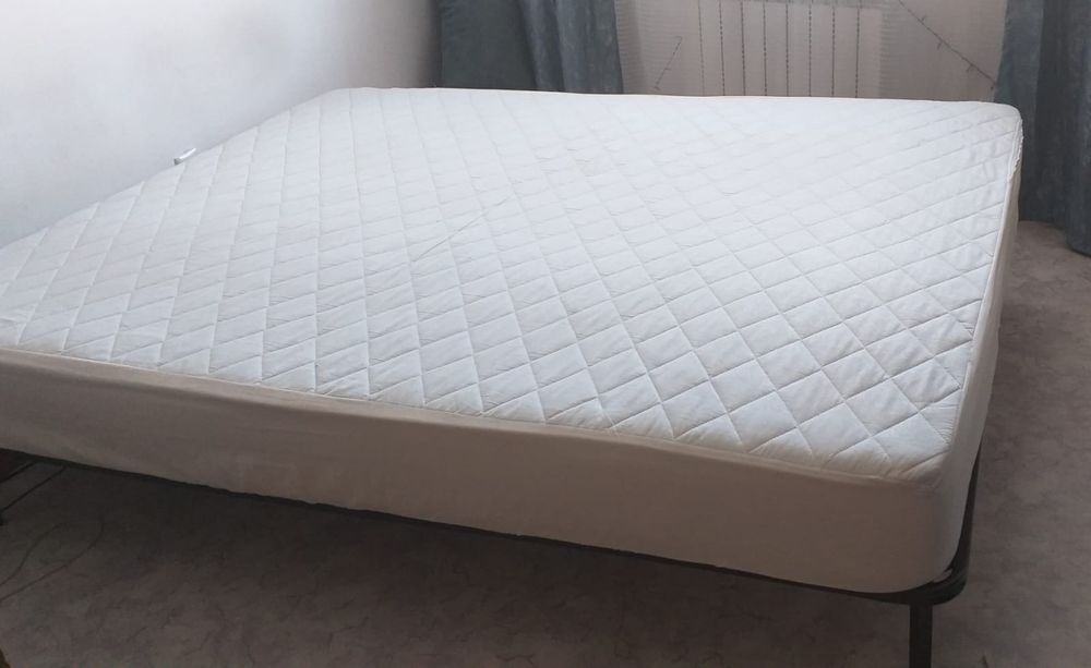 Продам каркас/кровать + матрас