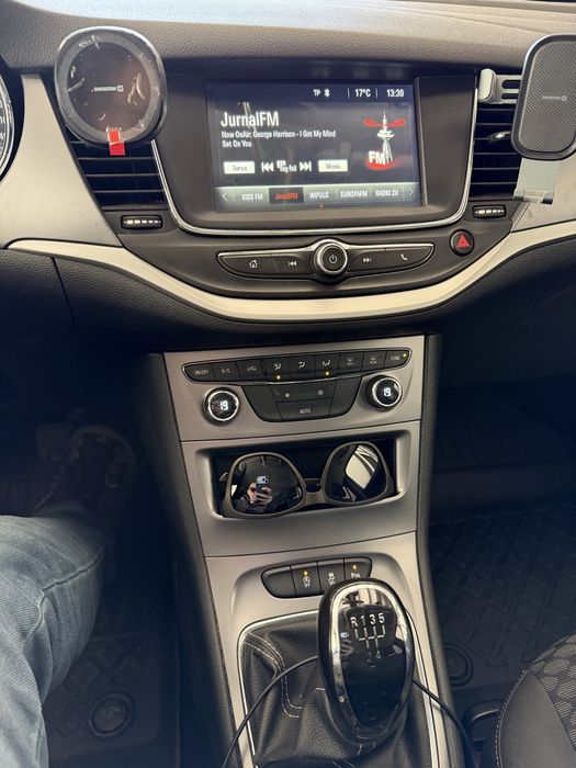 Opel Astra K 2019 1.0 benzina 105 cp 74.000 km BOLT