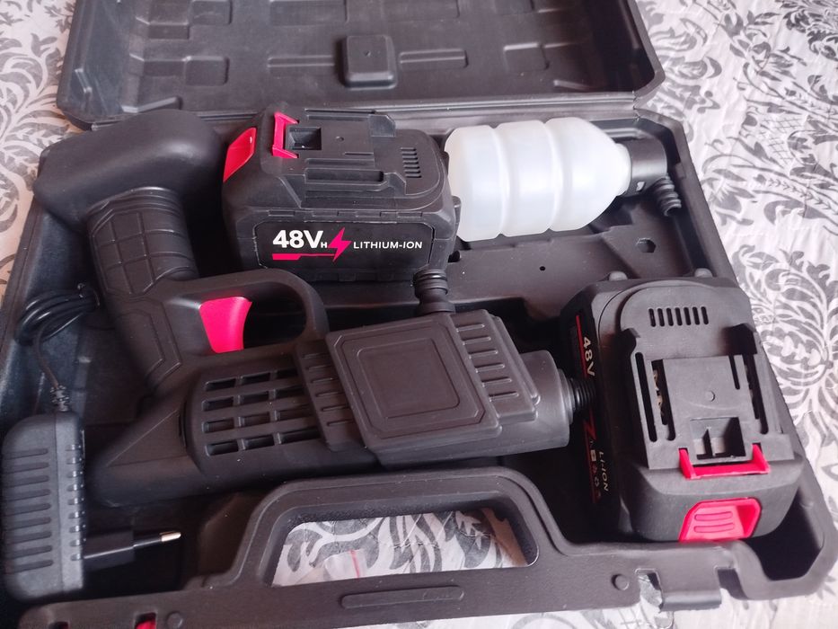 Продается прибор для мойки авто.