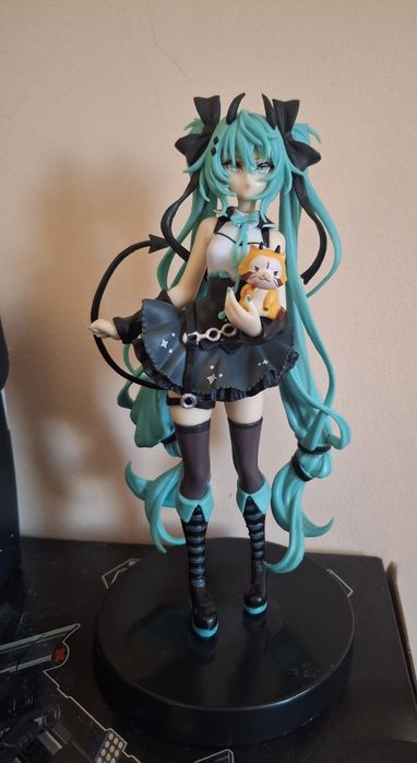 Hatsune Miku - фигурка