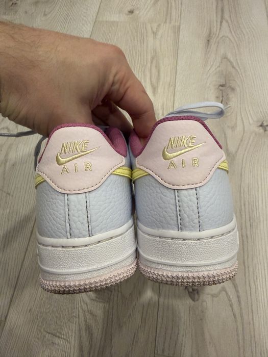 Nike Air Force 1 Cosmic Fuchsia