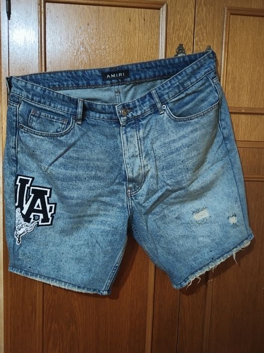 Blugi scurti marimea 46