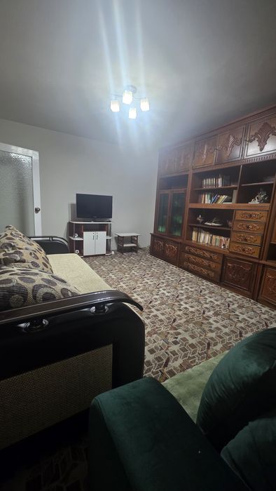Apartament spre închiriere 3 camere