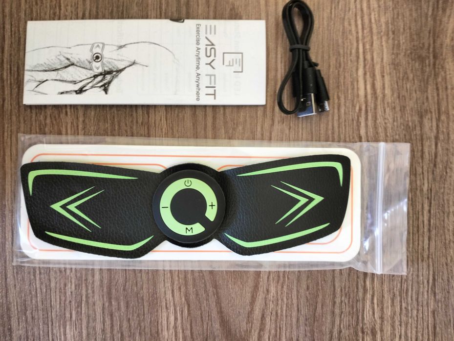 Aparat de masaj Electrostimulare Musculara si Tonifiere EMS , NOU