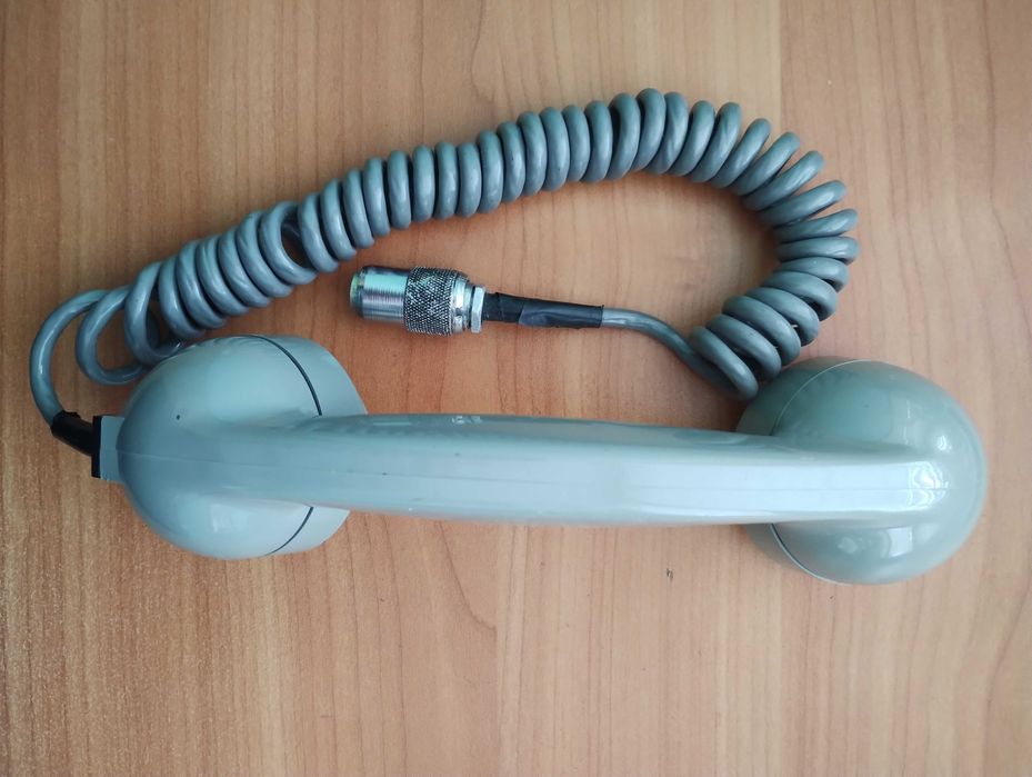 Ретро телефонна слушалка