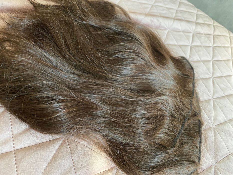 Чуплива естествена коса