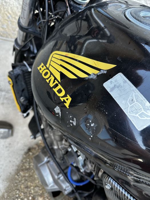 Vand Honda Hornet pc34 categoria A2 avariat