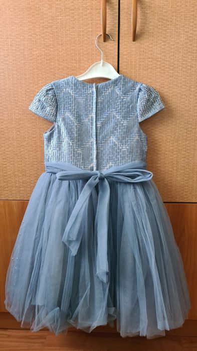 Продам платье для любого праздника