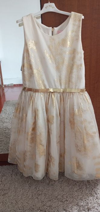 Платье для девочки нарядное