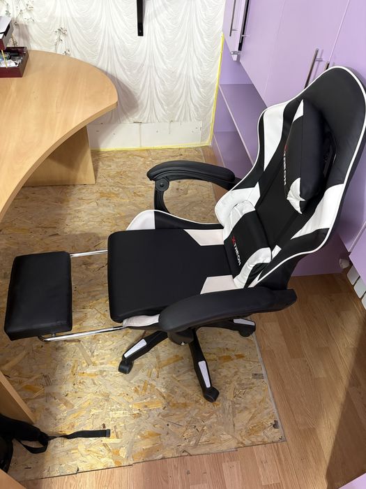 Продам кресло игровое