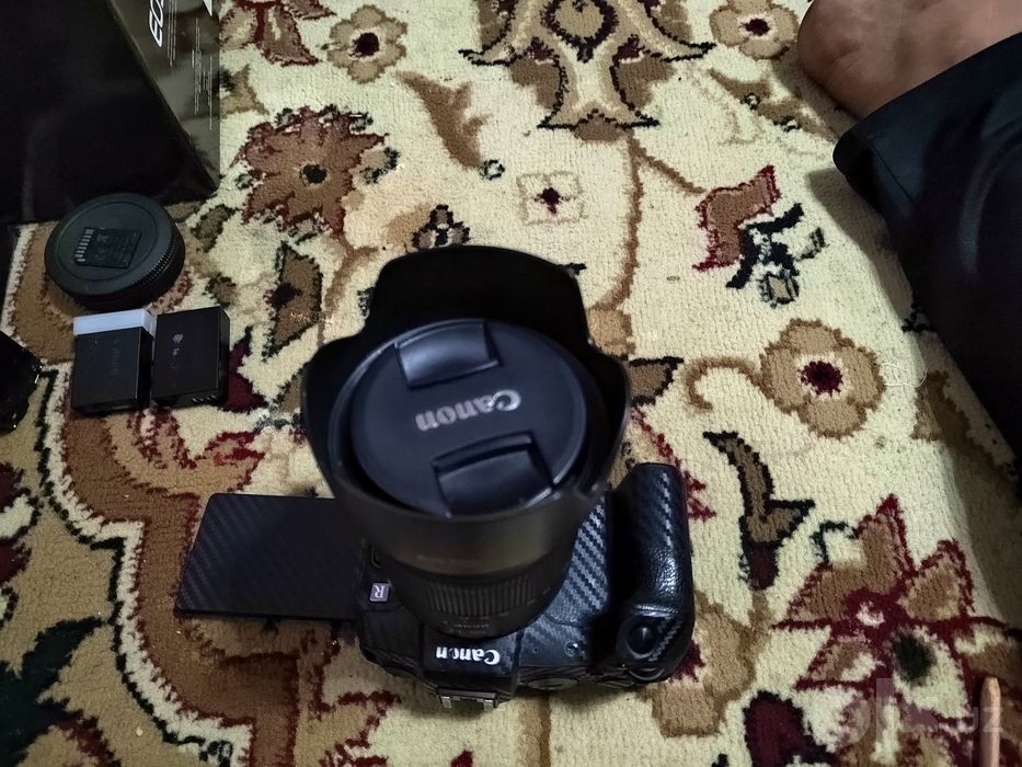 Canon eos rp sotiladi
