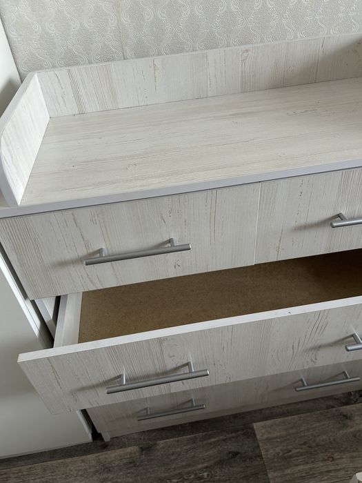 Продам комод, пеленальный стол