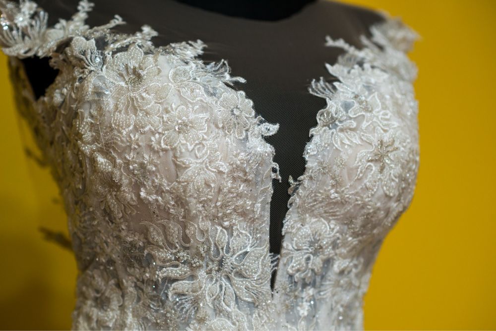 Rochie de mireasa superba