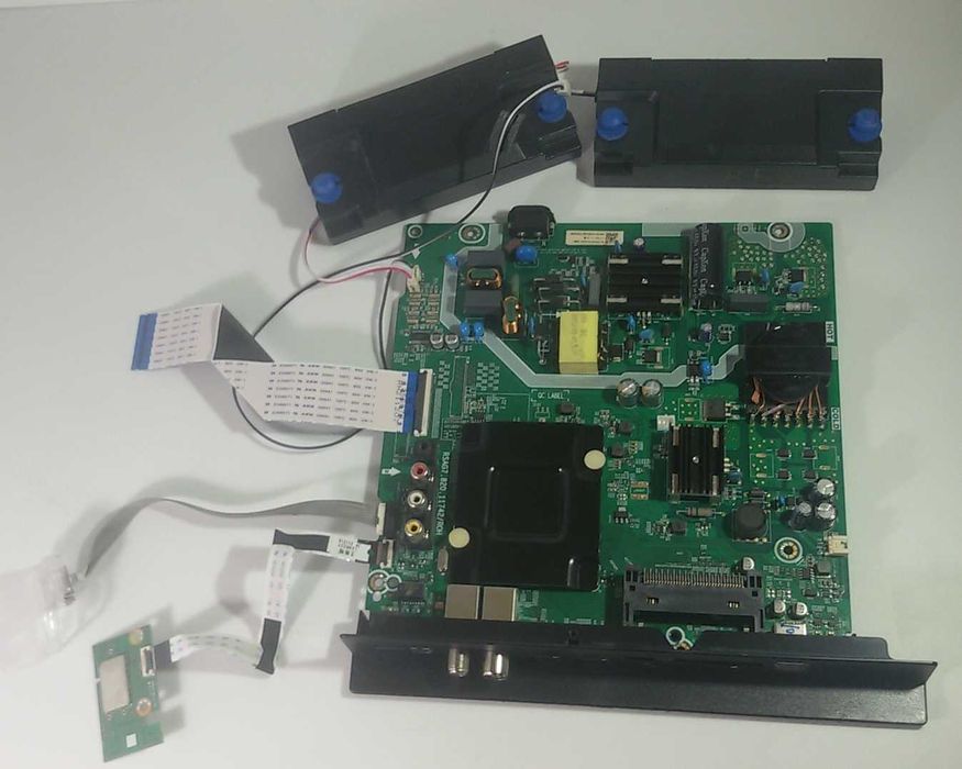 Платка от телевизор HiSense 50A6BG с колонки DZ-50A53FEVS (0006)