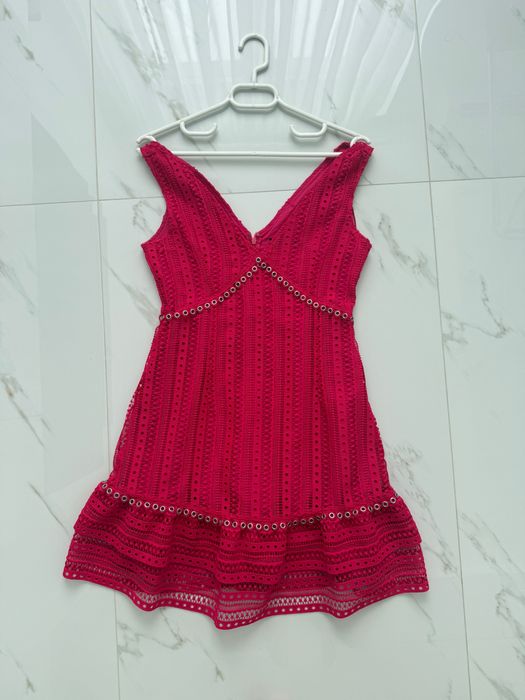 Guess розова рокля с дантела