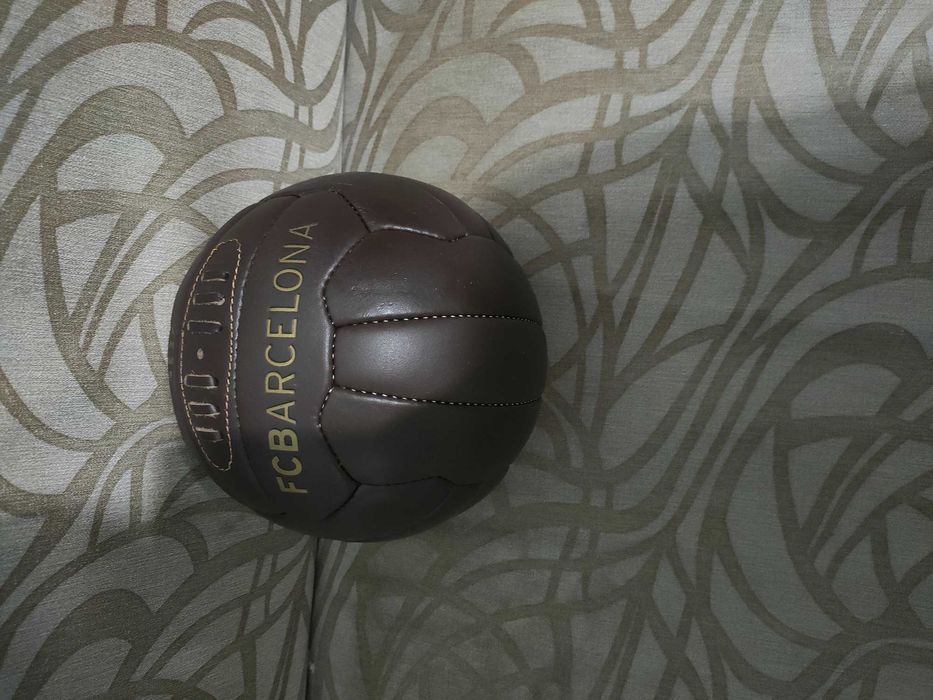 Мяч ретро Барселона