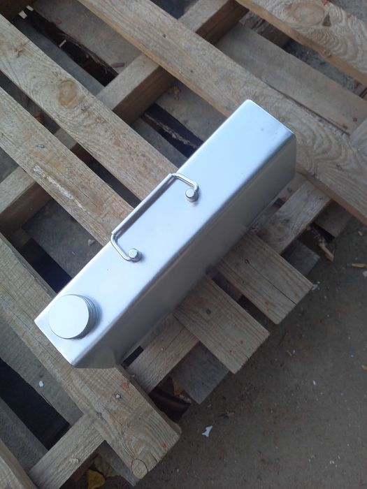 Продам канистру.