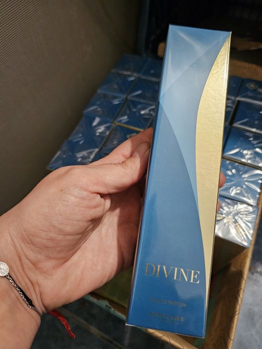 Parfum Divine ,50 ml , sigilat