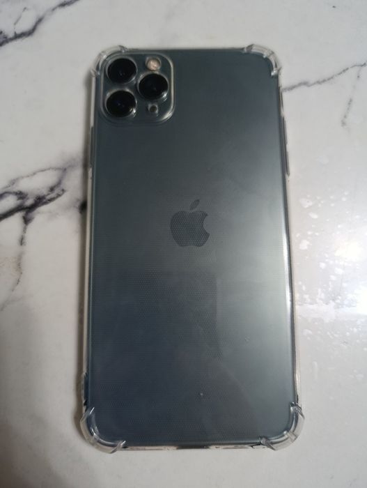 Продам iphone 11pro max 256