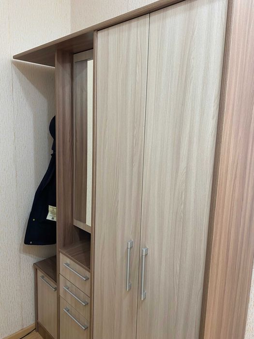 Новый шкаф в прихожую