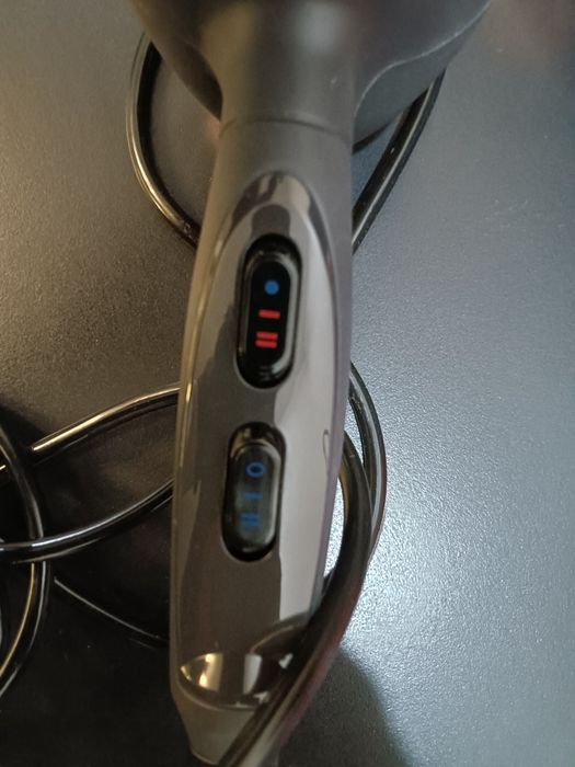 Фен BaByliss черный 2 насадки