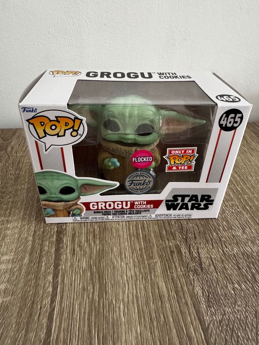 Фигура Funko POP!: The Mandalorian - Grogu with Cookies #465