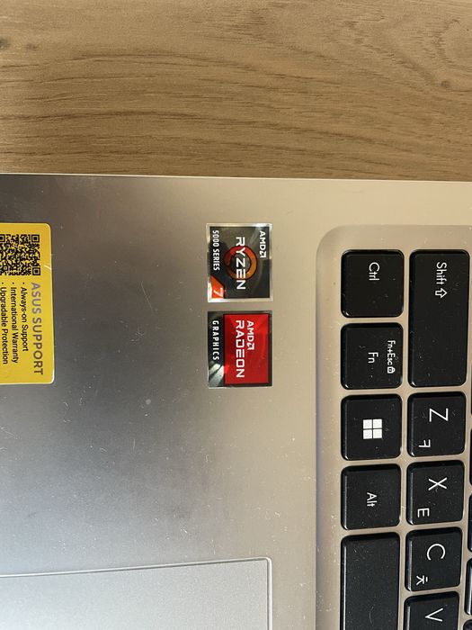 Asus vivobook8/512gb