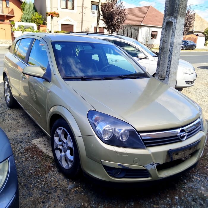 Oglinda stanga/dreapta Ope Astra H an 2004-2009