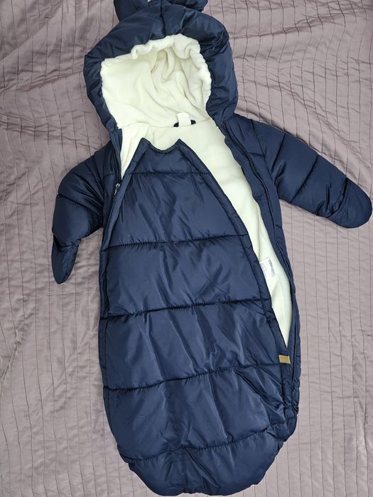 Combinezon bebelusi H&M ( marimea 62/68 cm)