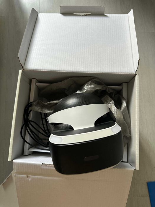 Sony Play Station 5 (2T) + Guitar Hero + Playstation VR