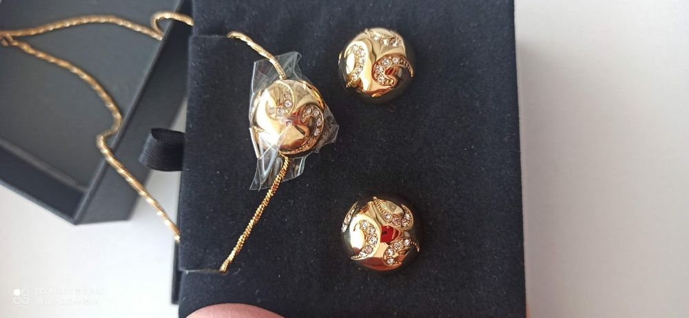 Продам новый набор кулон и серьги