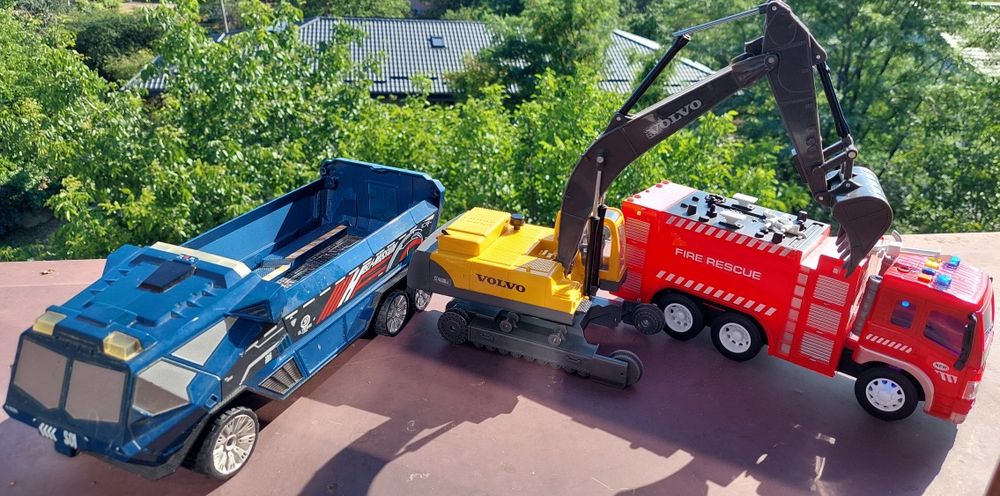 ‼️ 3 Jucarii MARI Excavator TRailer si Buldozer