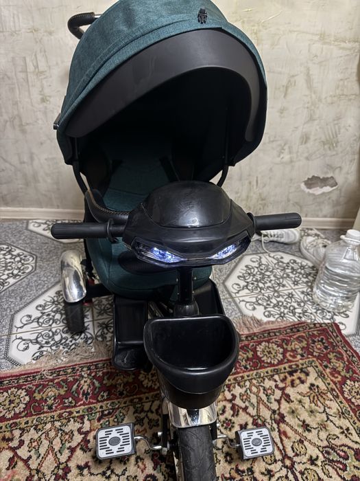 Трёхколёсный велосипед Cool Guy зеленый