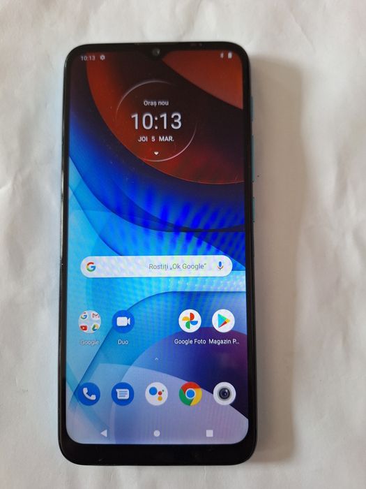 Telefon second hand bine intretinut si functional