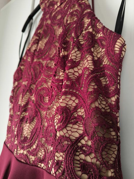 Чисто нова официална рокля