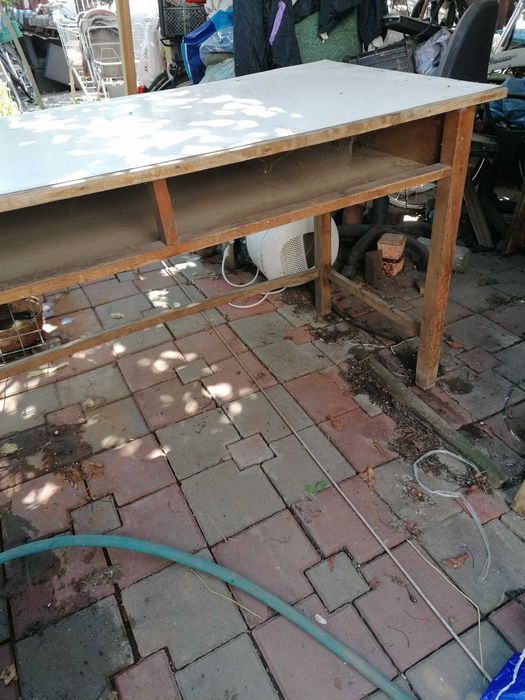 masa din lemn cu diverse intrebuintari