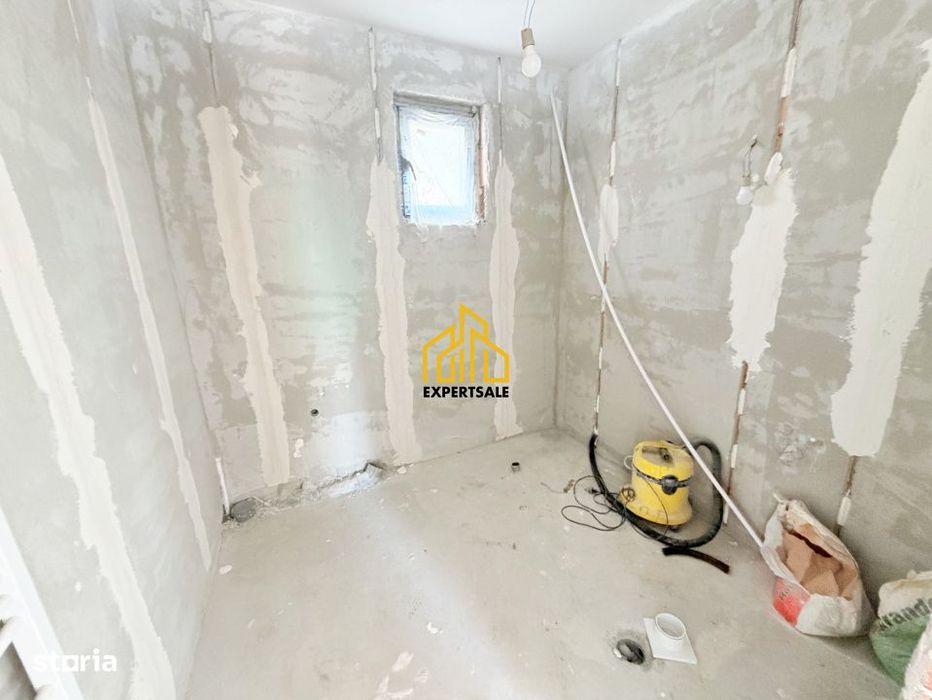 ⸻   Casa 3 camere + mansarda, teren 378 mp – Bragadiru, zona Crisu