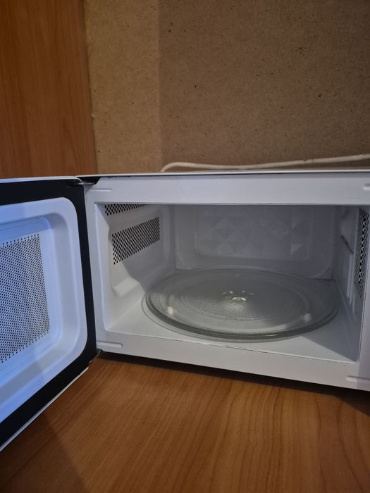 Продам микроволновку