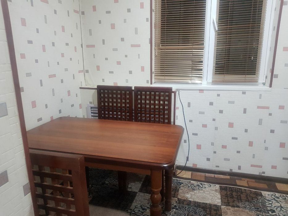 Сдается 2х комнатная квартира
С обстановкой 
В горде Алмалыке