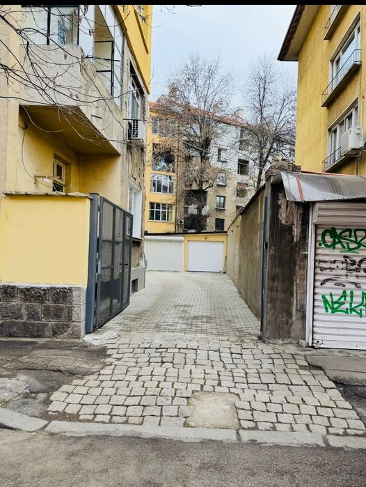 Продава се Гараж / Паркомясто в София, Център - 38 кв.м за 6 €/кв.м - Снимка #4