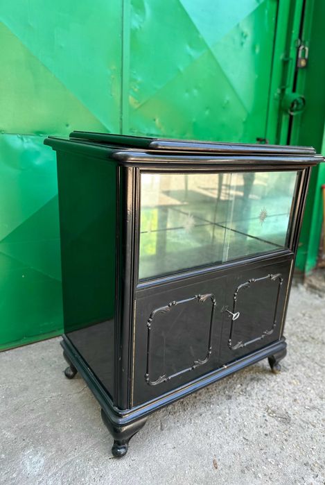 Comoda Vintage cu Vitrina si blat rotativ Stil Rococo; Mic Dulap